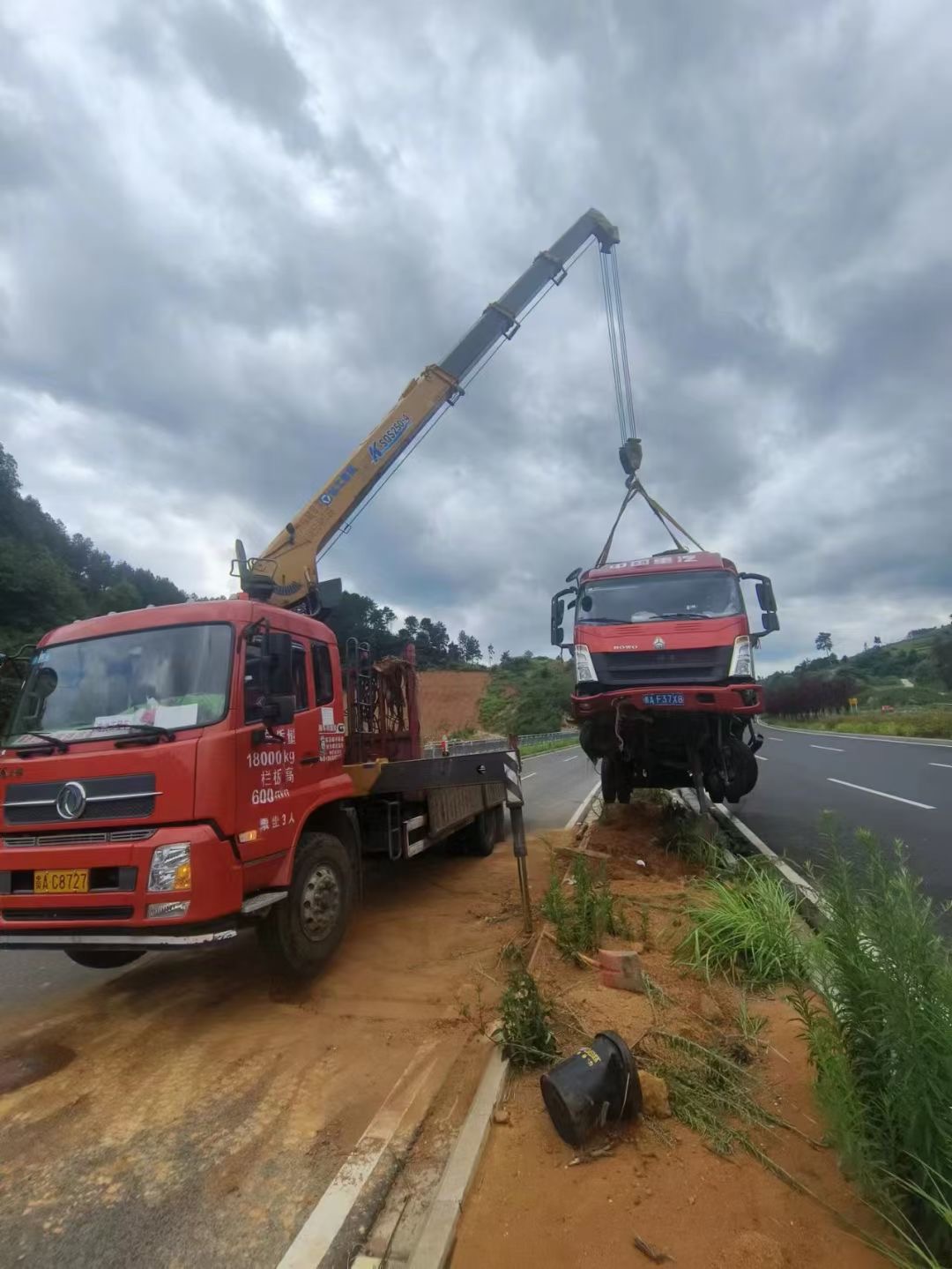 岳阳县吊车出租公司在日常生活中对吊车要怎样检查