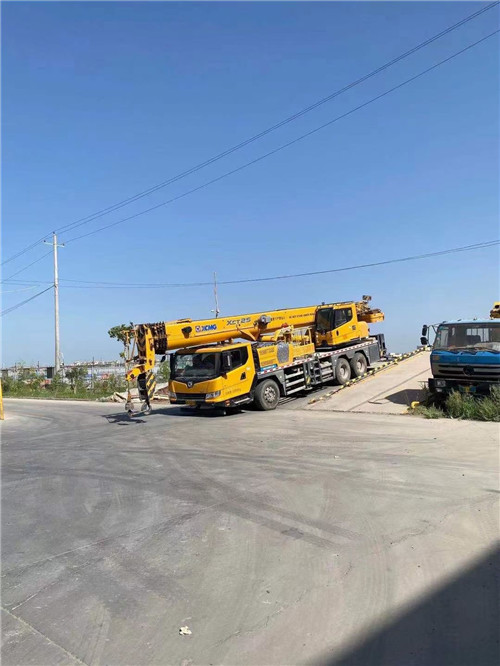 岳阳县吊车作业时，可能会产生哪些额外收费项目？